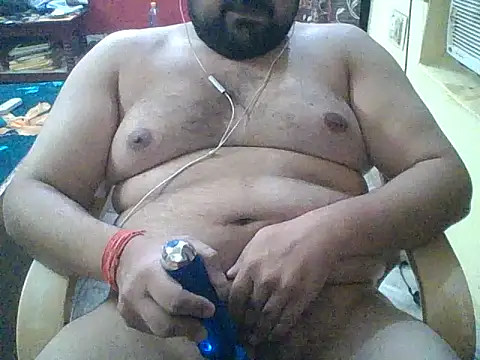 ARYANAVAILABLE online show from September 24, 2025, 1:17 pm