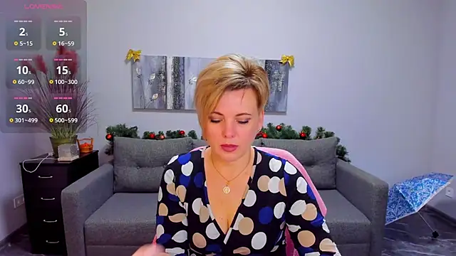 Julia Wilsone online show from January 8, 2026, 7:36 am