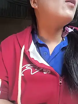 Sweetlove 77 online show from November 5, 2025, 4:04 am