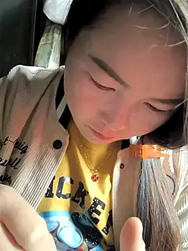 Sweetlove 77 online show from March 20, 2025, 1:02 am