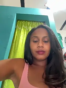 AlisonHoot69 online show from October 27, 2025, 6:20 pm