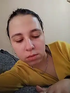 Gussie Bridie online show from October 25, 2025, 5:28 am