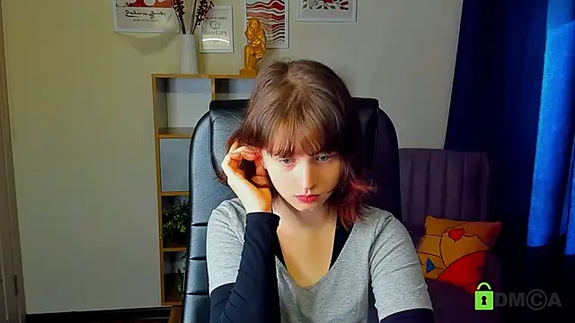 Alina Mills online show from September 30, 2025, 8:42 am