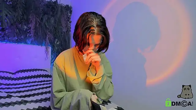 Alina Mills online show from January 18, 2025, 2:02 pm