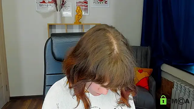 Alina Mills online show from October 14, 2025, 8:59 am