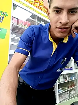 Rogersmit2 online show from September 18, 2025, 2:42 pm