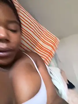 Goddess Nafeesha online show from November 8, 2025, 3:37 pm