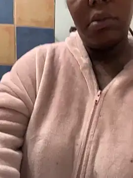 Goddess Nafeesha online show from October 11, 2025, 4:19 pm