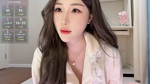 Snapshot of sililis chatting on March 22, 2026, 11:56 am sililis online show from March 22, 2026, 11:56 am