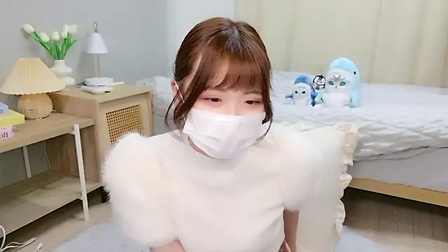 Sayuringo  online show from October 6, 2025, 11:44 am