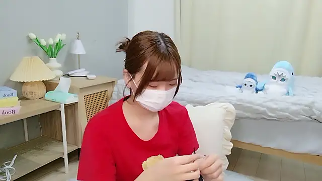 Sayuringo  online show from September 21, 2025, 3:11 am