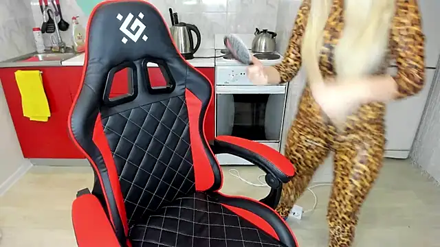 Lika8234 online show from March 2, 2025, 9:19 pm