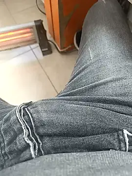 fatih1111 online show from February 23, 2025, 2:04 pm