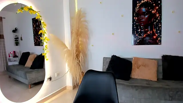 chantall smith online show from October 2, 2025, 1:36 pm