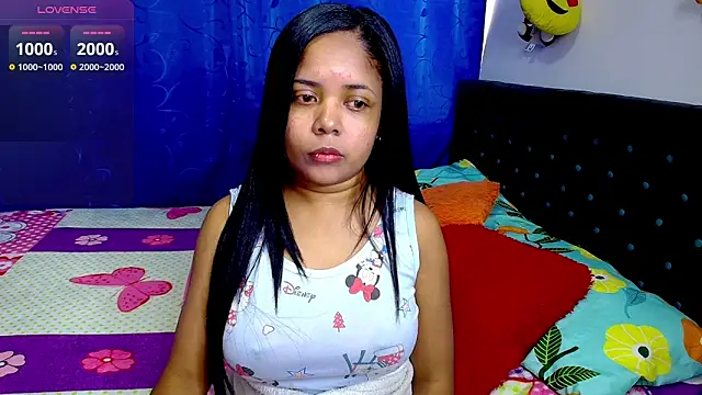 Melikasweetz online show from April 12, 2026, 4:54 pm