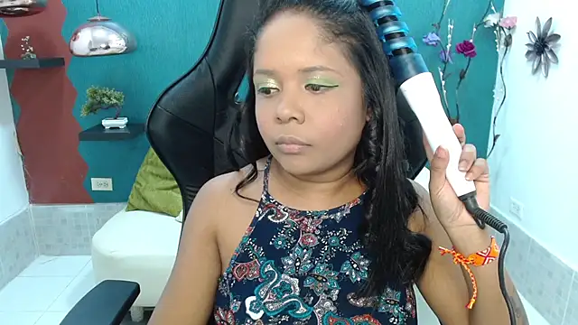 Snapshot of Melikasweetz chatting on March 1, 2025, 5:27 pm Melikasweetz online show from March 1, 2025, 5:27 pm