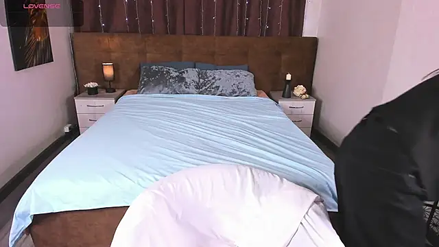 Snapshot of toooyour chatting on October 8, 2025, 10:32 pm toooyour online show from October 8, 2025, 10:32 pm