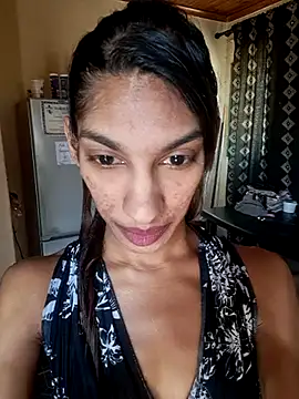 Silkylicious online show from November 11, 2025, 8:09 am