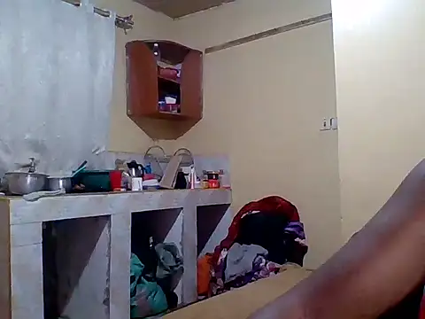 Zara Twilight online show from March 15, 2025, 7:59 pm