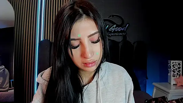 Snapshot of Nicolette_ks_ chatting on June 25, 2026, 5:05 am Nicolette ks online show from June 25, 2026, 5:05 am