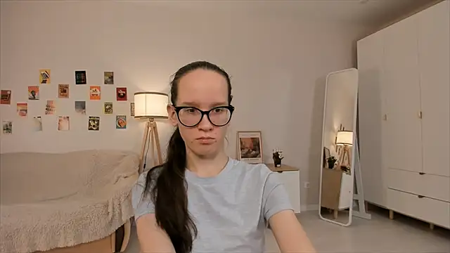 BettyBrowni online show from March 12, 2025, 7:14 pm