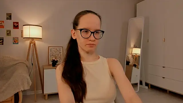 BettyBrowni online show from March 16, 2025, 4:12 pm