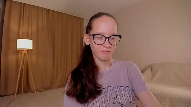 BettyBrowni online show from October 12, 2025, 4:08 pm