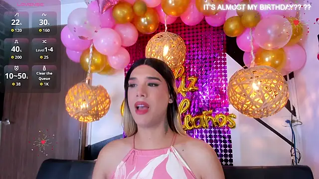 victoria aleia  online show from October 31, 2025, 7:21 pm