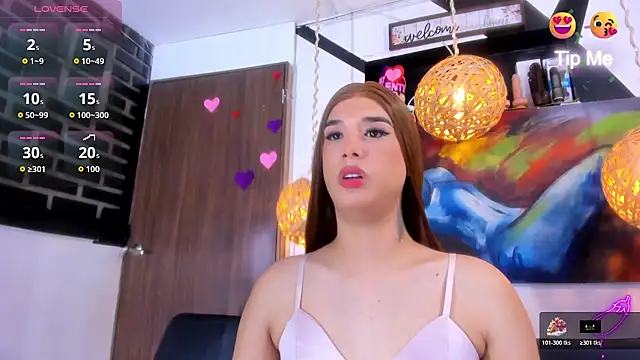 victoria aleia  online show from April 11, 2026, 11:19 pm