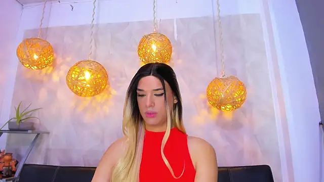 victoria aleia  online show from March 12, 2025, 1:36 am