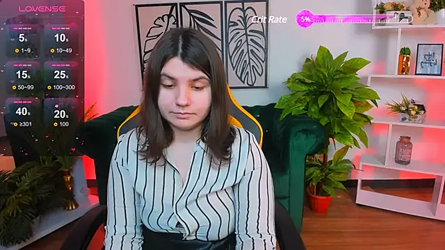 Viola  Shy online show from March 14, 2025, 1:48 am