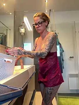 Tatjana Sue online show from December 30, 2024, 11:48 am