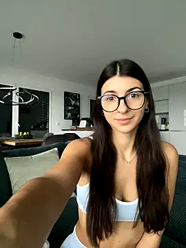 Wildberry  online show from December 23, 2025, 8:24 am