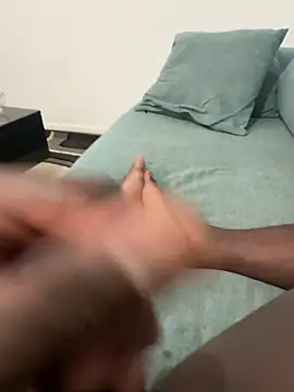 blackbite0 online show from April 15, 2026, 7:58 pm