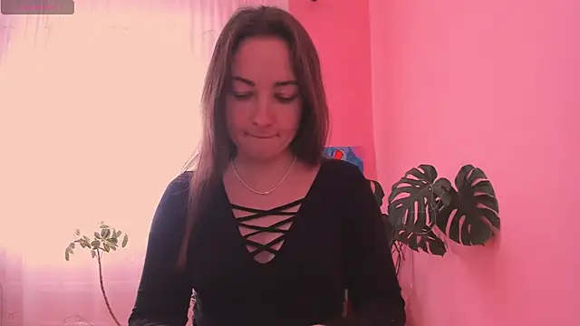 cClandesTina online show from March 19, 2025, 11:06 am