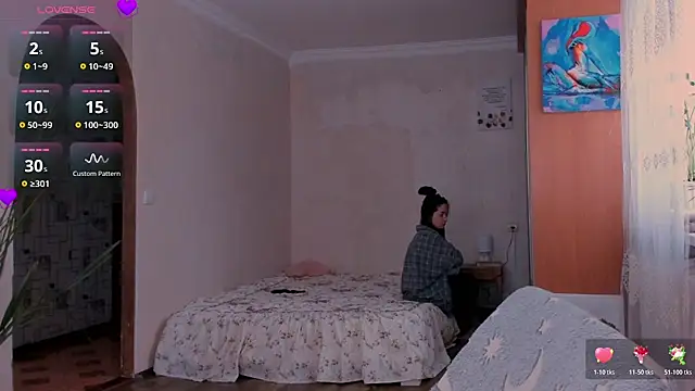 cClandesTina online show from December 4, 2025, 11:53 am