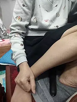 Haralushiaaa online show from February 3, 2026, 2:53 am