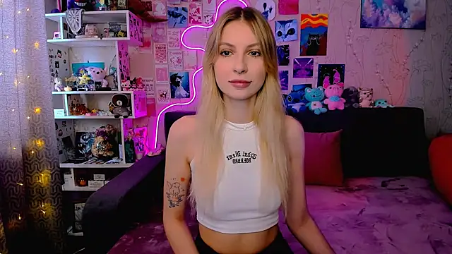 Snapshot of Maria_Hunt chatting on March 11, 2025, 4:41 am Maria Hunt online show from March 11, 2025, 4:41 am