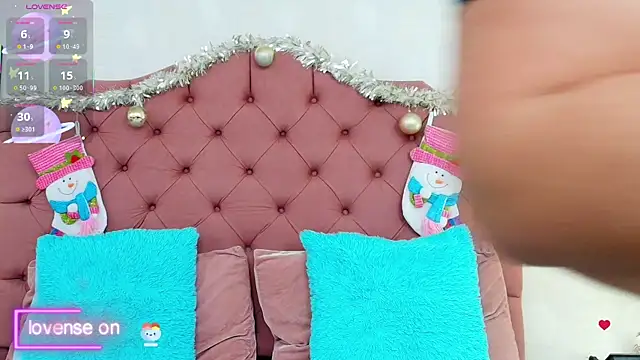 Snapshot of ThyaraJhons chatting on December 16, 2025, 11:58 am ThyaraJhons online show from December 16, 2025, 11:58 am