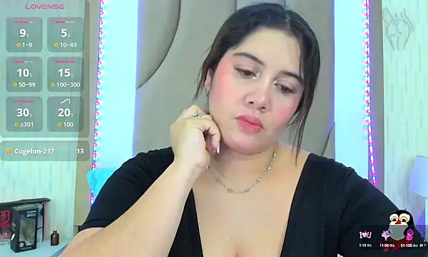 Snapshot of ThyaraJhons chatting on October 2, 2025, 12:08 pm ThyaraJhons online show from October 2, 2025, 12:08 pm