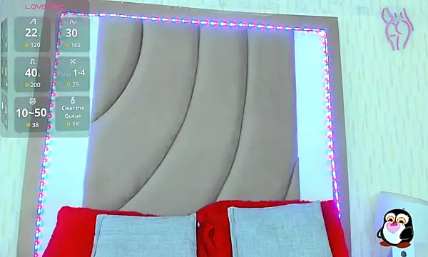 Snapshot of ThyaraJhons chatting on September 25, 2025, 12:11 pm ThyaraJhons online show from September 25, 2025, 12:11 pm