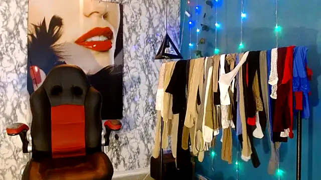 Samantabrown  online show from March 14, 2026, 11:38 am