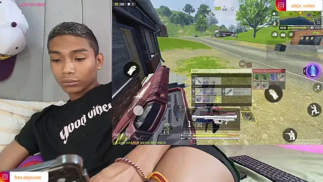 alejo cute online show from February 10, 2025, 4:25 pm