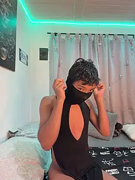 alejo cute online show from May 26, 2026, 1:20 pm
