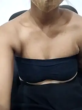 Snapshot of Triveni-Lovely chatting on February 7, 2026, 5:26 am Triveni-Lovely online show from February 7, 2026, 5:26 am