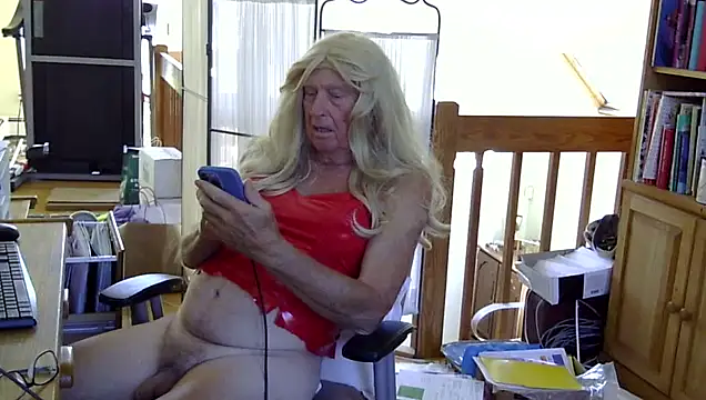 loreleia online show from September 19, 2025, 2:10 pm