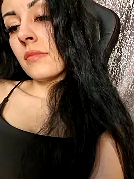 loryyy sexyyy online show from March 9, 2026, 8:45 pm