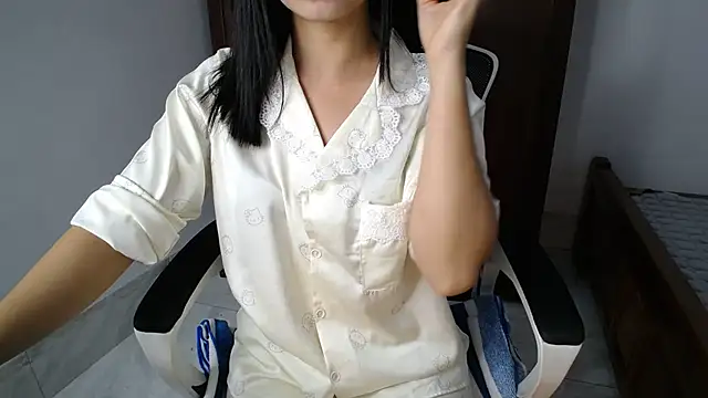 Lunobaby 204 online show from November 3, 2025, 1:44 am