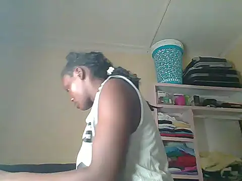 awino001 online show from March 26, 2026, 11:46 pm