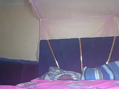 Snapshot of awino001 chatting on November 9, 2025, 8:46 pm awino001 online show from November 9, 2025, 8:46 pm